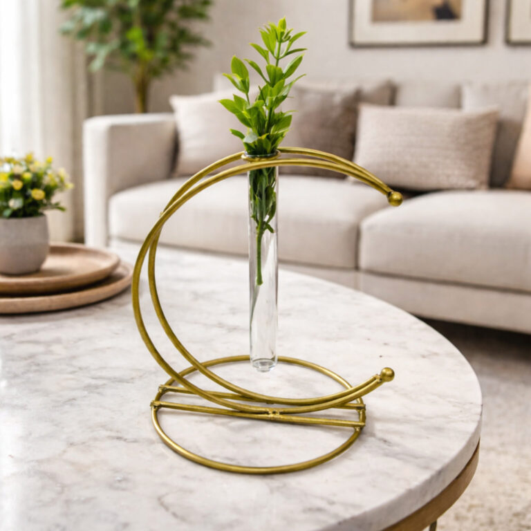 Hafsa Golden Vase for Home Decor – Elegant Luxury Decorative Flower Vase