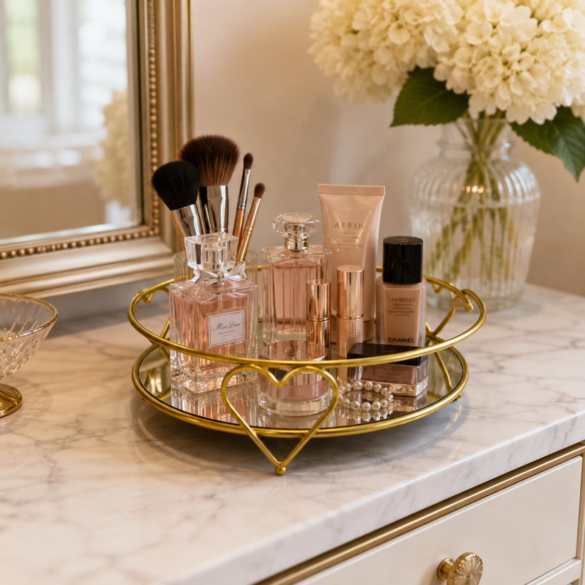 Luxury Golden Heart Design Cosmetic Organizer Tray